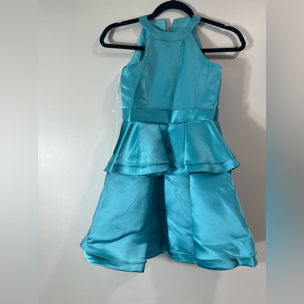 petite/ juniors zippered sleeveless halter mini Dress, size 10 NWT